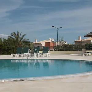 Com Piscina Em Albufeira, Corcovada Apartment